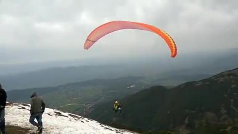 Bir Billing - Launch of Paraglider