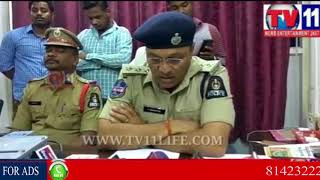 LED LIGHTS THEFT CAUGHT BY RAMGOPAL PET POLICE IN SECUNDERABAD | Tv11 News | 13-01-2018