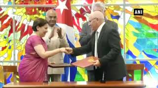 President Ram Nath Kovind pays tribute to Mahatma Gandhi in Havana