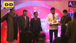 Shubi Husain receiving the QGA & Super Quality Crown awards - Year 2014