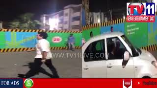 SACHIN TENDULKAR ENJOYING CRICKET IN STREETS, MUMBAI | Tv11 News | 17-04-2018