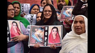 Family of slain Sikh woman protests in Srinagar, seek justice