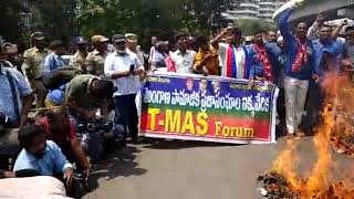 MBT Party | Protest Against SC ST Bill @Necklace Road | Hyderabad