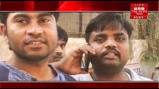 [DELHI]/Businessman forced to  boot polish  on road after CM Kejriwal's U-turn