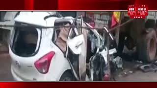 Telangana News ] तेलंगाना में तेज रफ्तार कार ने लॉरी को मारी टक्कर, एक ही परिवार के 4 सदस्यों की मौत