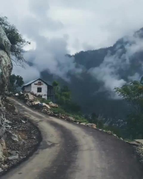 Banjar, Himachal Pradesh , India - Daravernik