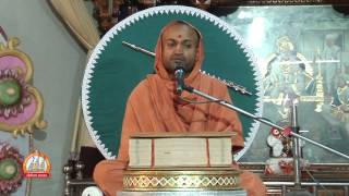 Yogeshvar swami Vyakhan mala At Bal Yuva Mahotsav 2016 Day1