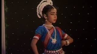 Odissi Dance By: Smaranika Hota - Bhubaneswar.