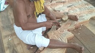 ରଥ ଯାତ୍ରା ପାଇଁ ରଥ ନିର୍ମାଣ ।