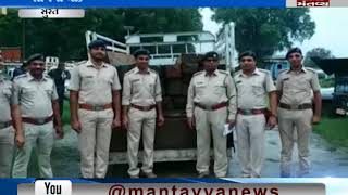 truck caught with full of wooden in Surat