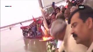 Ashes of former PM Vajpayee immersed in Saryu river