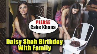 Daisy Shah Celebrates Her Birthday with Family At Bastian