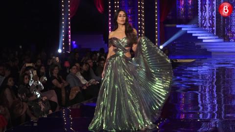 Kareena Kapoor Khan Sets The Ramp On Fire At The 'Lakme Fashion Week' Grand Finale