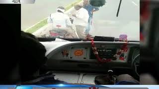 traffic police caught doing curruption in Gondal