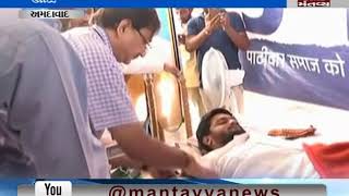 Ahmedabad Hardik Patel gets a medical check up on the 4th day