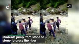 Villagers risk lives to cross river in Chamoli: Uttarakhand