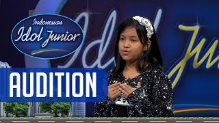 Larissa Biel bisa merubah fikiran Kak Iky & Teh Oca - AUDITION 3 - Indonesian Idol Junior 2018