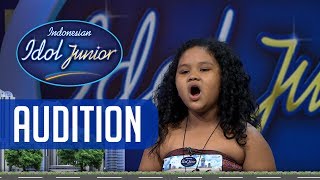 Surprise! Nasya bertemu Marion Jola! - AUDITION 3 - Indonesian Idol Junior 2018