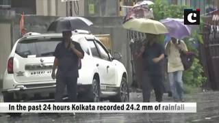 Rain lashes Kolkata, leads to waterlogging in several areas