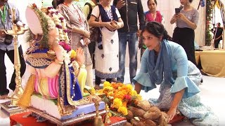 Total Dhamaal Actress Niharica Raizada Visited Andheri Cha Raja To Receive Bappa's Blessing