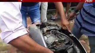 Valsad :  Snakes Trapped in car
