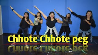 Chhote Chhote Peg Dance cover | Yo Yo Honey Singh | dance floor studio  | Sonu Ke Titu Ki Sweety