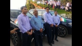 Surat diamond merchant Savji Dholakia gifted mercedes car to his employees