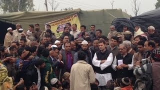 Rahul Gandhi listening to Muzaffarnagar riot victims, December 22