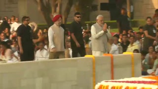 PM Modi pay tributes to Mahatma Gandhi at Rajghat, New Delhi