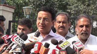 Rafale Scam: Randeep Singh Surjewala addresses media after meeting of Congress delegation with CAG