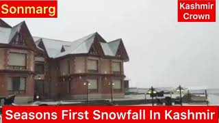 Seasons First Snowfall In kashmir