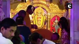 Devotees offer prayers on 1st day of Navratri