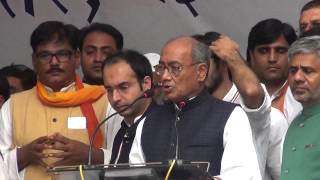 Digvijay Singh speech on Zameen Vapasi Andolan at Jantar Mantar against Modi Government.