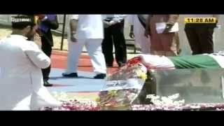 Congress VP Rahul Gandhi pays last respects to Dr. APJ Abdul Kalam at Rameswaram
