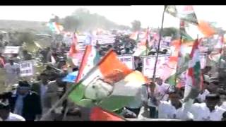 Mahoba (UP): Congress VP Rahul Gandhi seven-kilometre-long foot-march