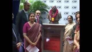 Prof C K Prahalad Bust Unveling Ceremony by Mrs Gayathri Prahalad