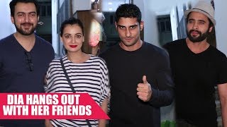 Dia Mirza Parties With Her Husband and, Friends Jackky & Prateik