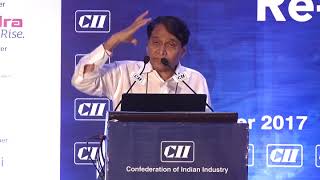 Shri Suresh Parabhu, Minister of Commerce and Industry speaking on Manufacturing, creating Job