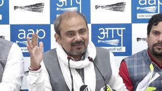 AAP Leader Dilip Pandey Briefs on Loot of Rani Jhansi Flyover