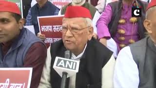 Samajwadi party protests in Lucknow over farmers’ issues among others