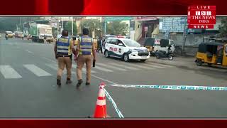 [ Hyderabad ] हैदराबाद में हुई सड़क दुर्घटना, एक महिला की मौत / THE NEWS INDIA