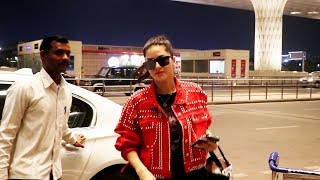 Gorgeous Sunny Leone In COOL LOOK Spotted At Airport