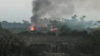 एसईसीएल मुड़ापार हेलीपेड इलाके में उठा रही आग की भीषण लपटे