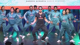 Tiger Shroff LIVE DANCE Performance At Ganesh Acharya Dance Academy Launch