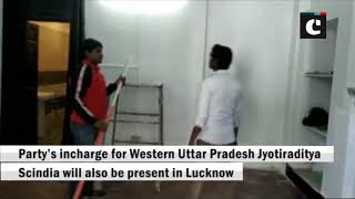Preparations at Congress office in Lucknow for Priyanka Gandhi’s visit