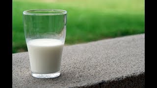 अगर दूध पीते  हो तो ये वीडियो जरूर देखो