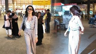 Karishma Tanna Spotted At Mumbai Airport - Watch Video