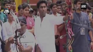 गुजरात: वडोदरा में शारीरिक अक्षमों के लिए आयोजित की गई तीरंदाजी प्रतियोगिता