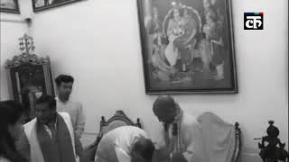 66 साल के रमन सिंह ने छुए 46 साल के योगी आदित्यनाथ के पैर