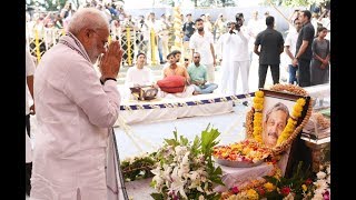 PM Shri Narendra Modi pays tributes to Goa CM Shri Manohar Parrikar ji.